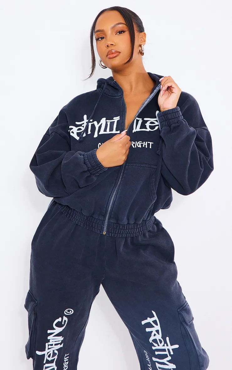 PRETTYLITTLETHING Plus Hoodie zippé noir délavé